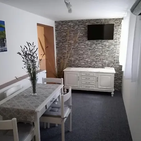 In With Terrace, Air Conditioning, Wi-fi Апартаменты