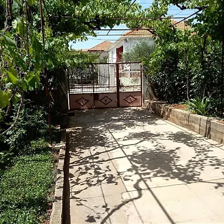 In With Terrace, Air Conditioning, Wi-fi Apartman *